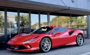 FERRARI F8 TRIBUTO