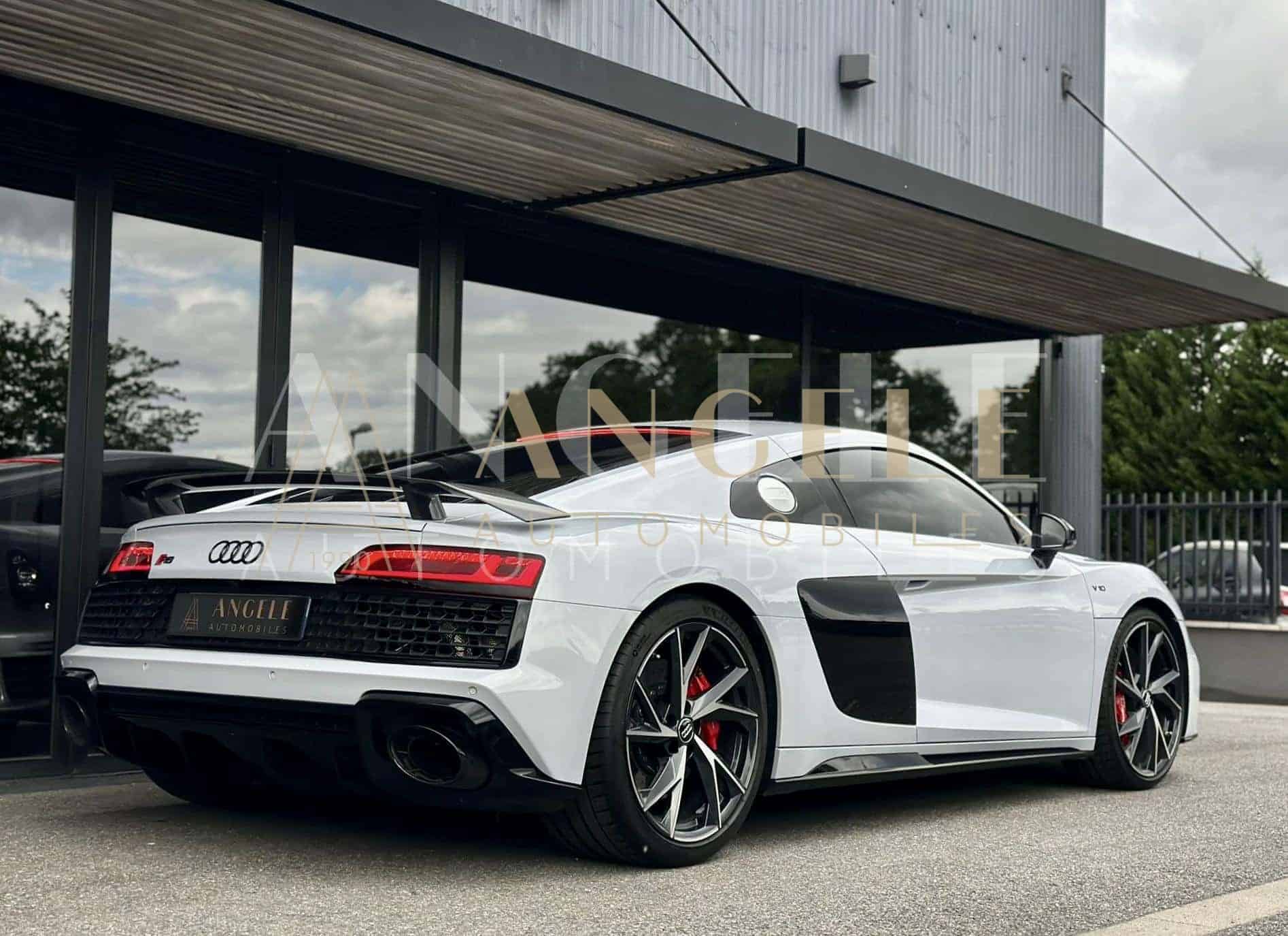 AUDI R8 – Image 5