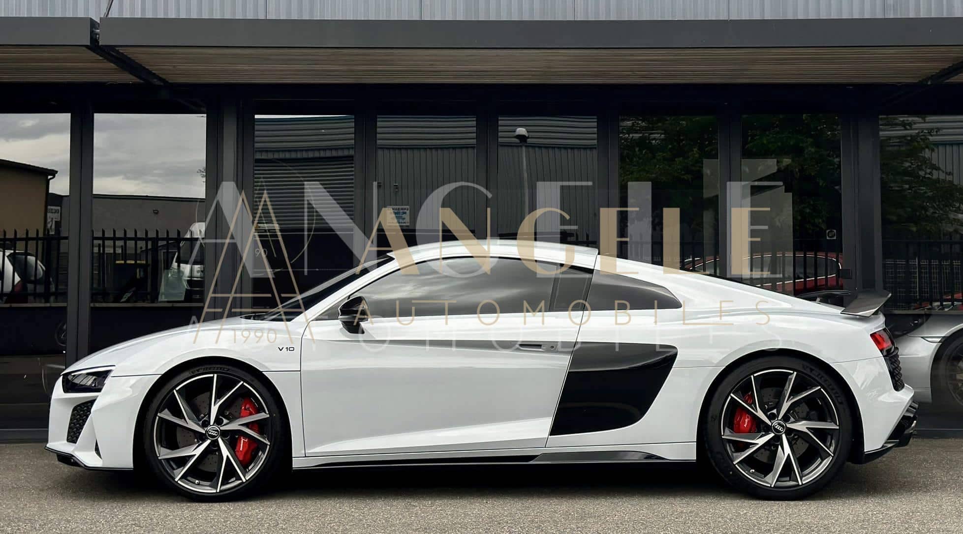AUDI R8 – Image 15