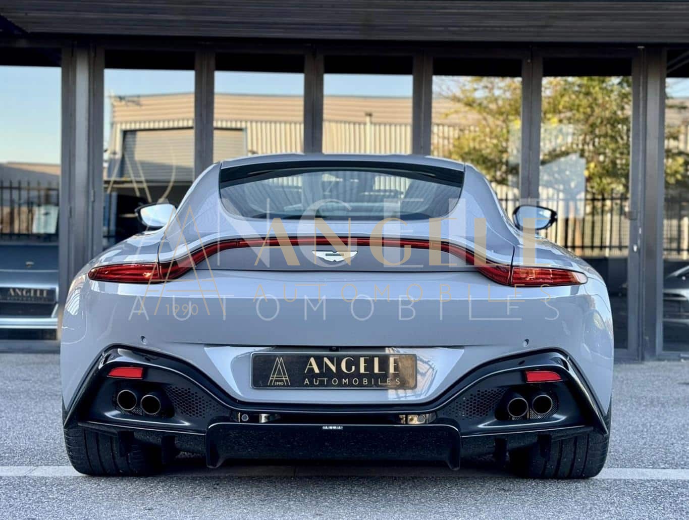 ASTON MARTIN VANTAGE – Image 8