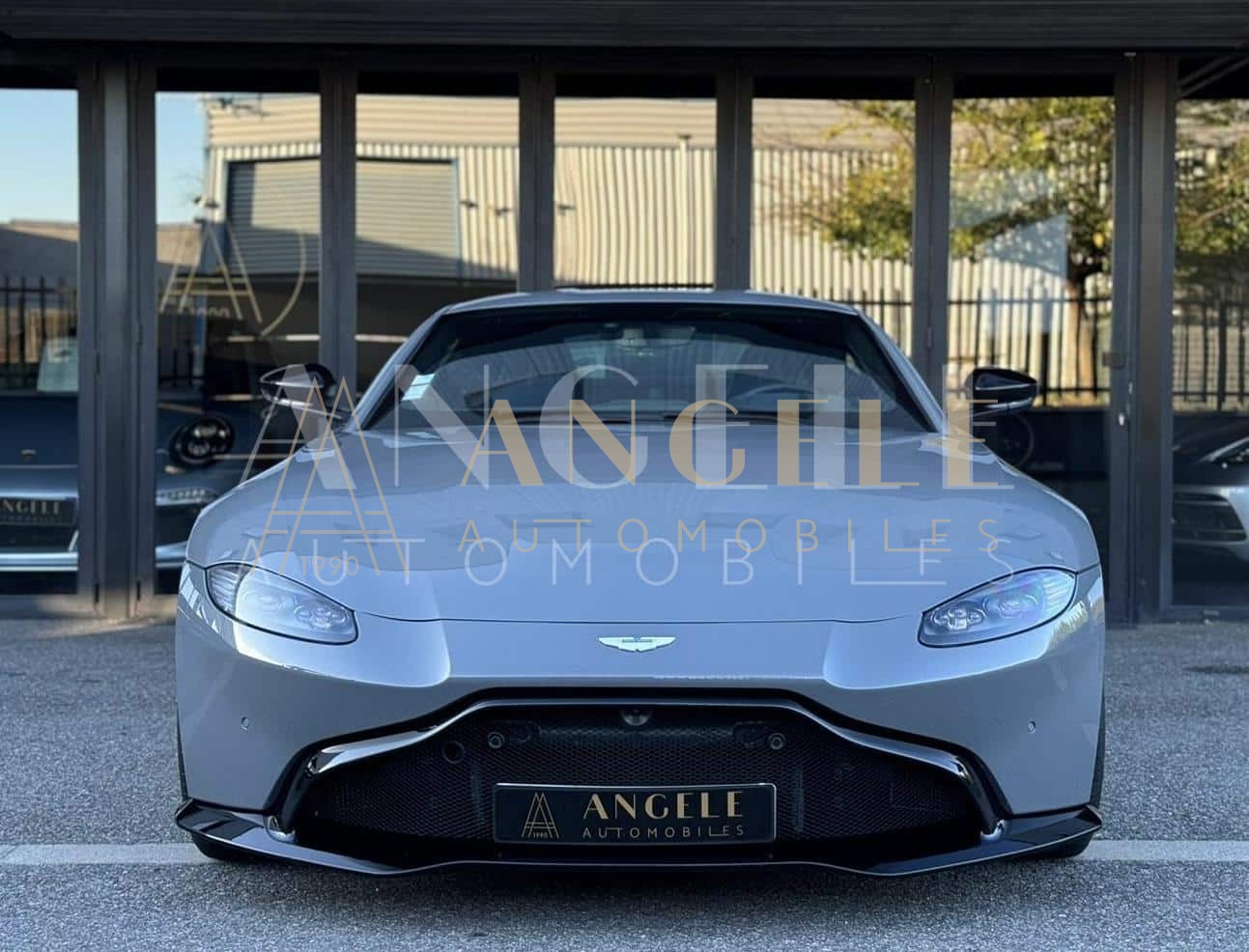 ASTON MARTIN VANTAGE – Image 7