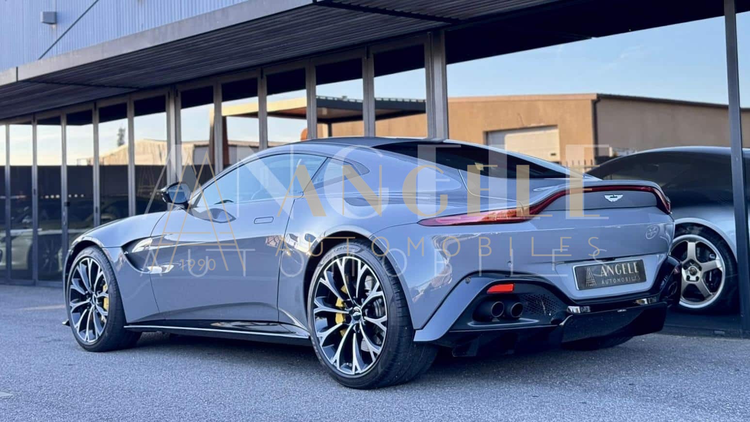 ASTON MARTIN VANTAGE – Image 3