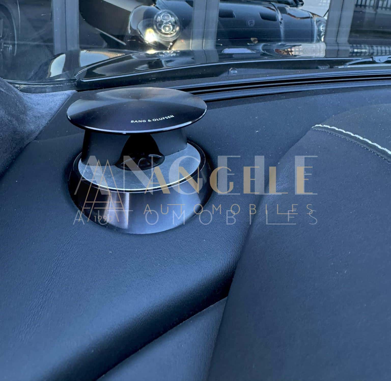 ASTON MARTIN DBS – Image 14