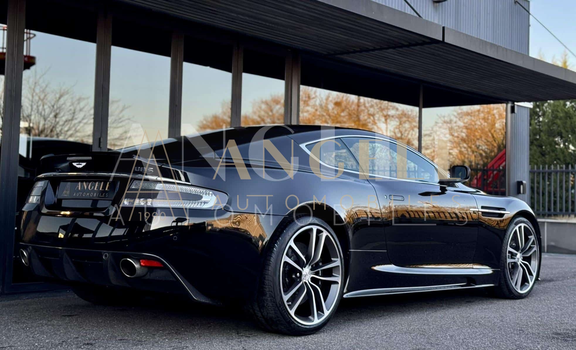 ASTON MARTIN DBS – Image 17