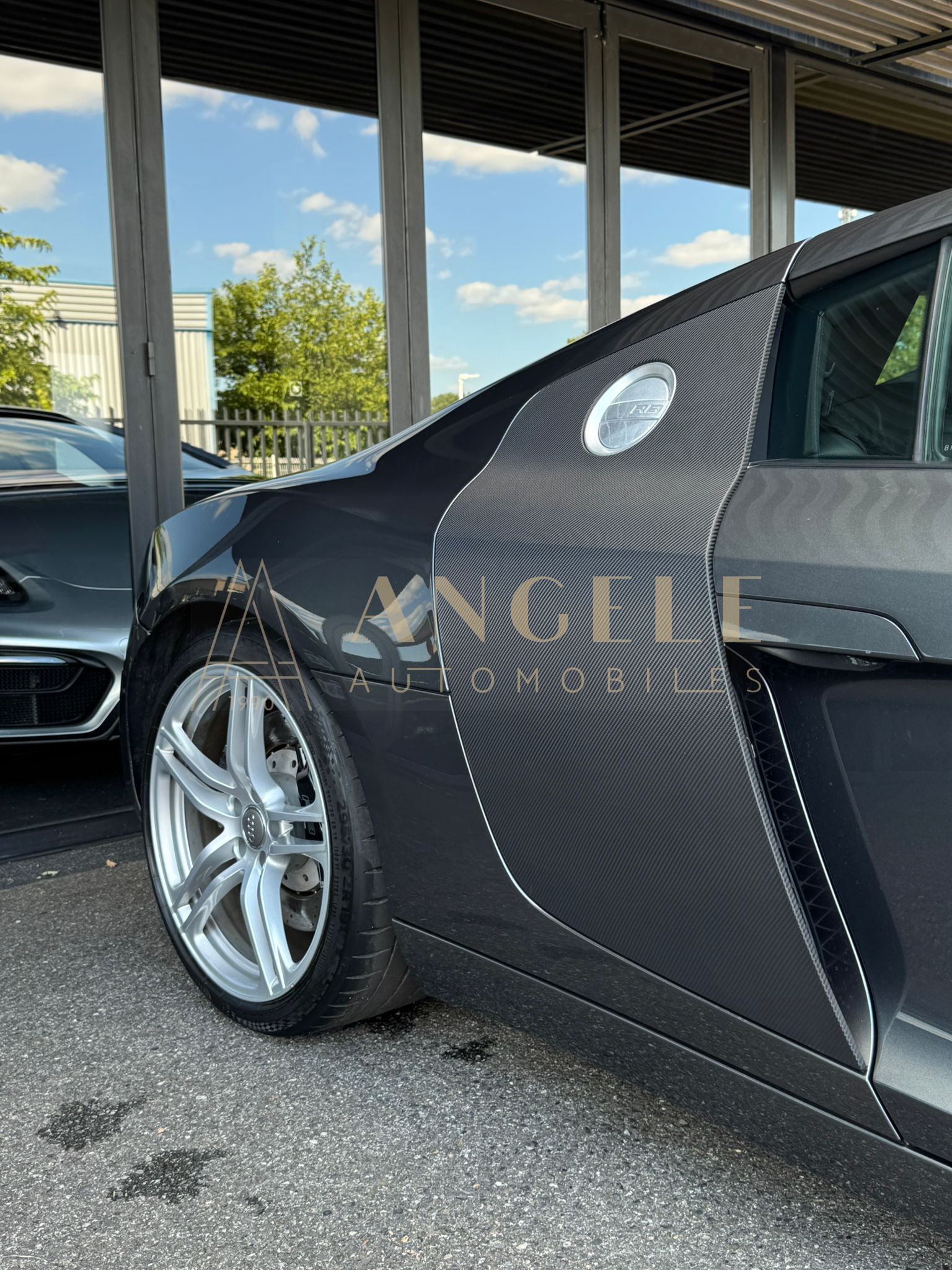 AUDI R8 V8 TOULOUSE ANGELE AUTOMOBILES