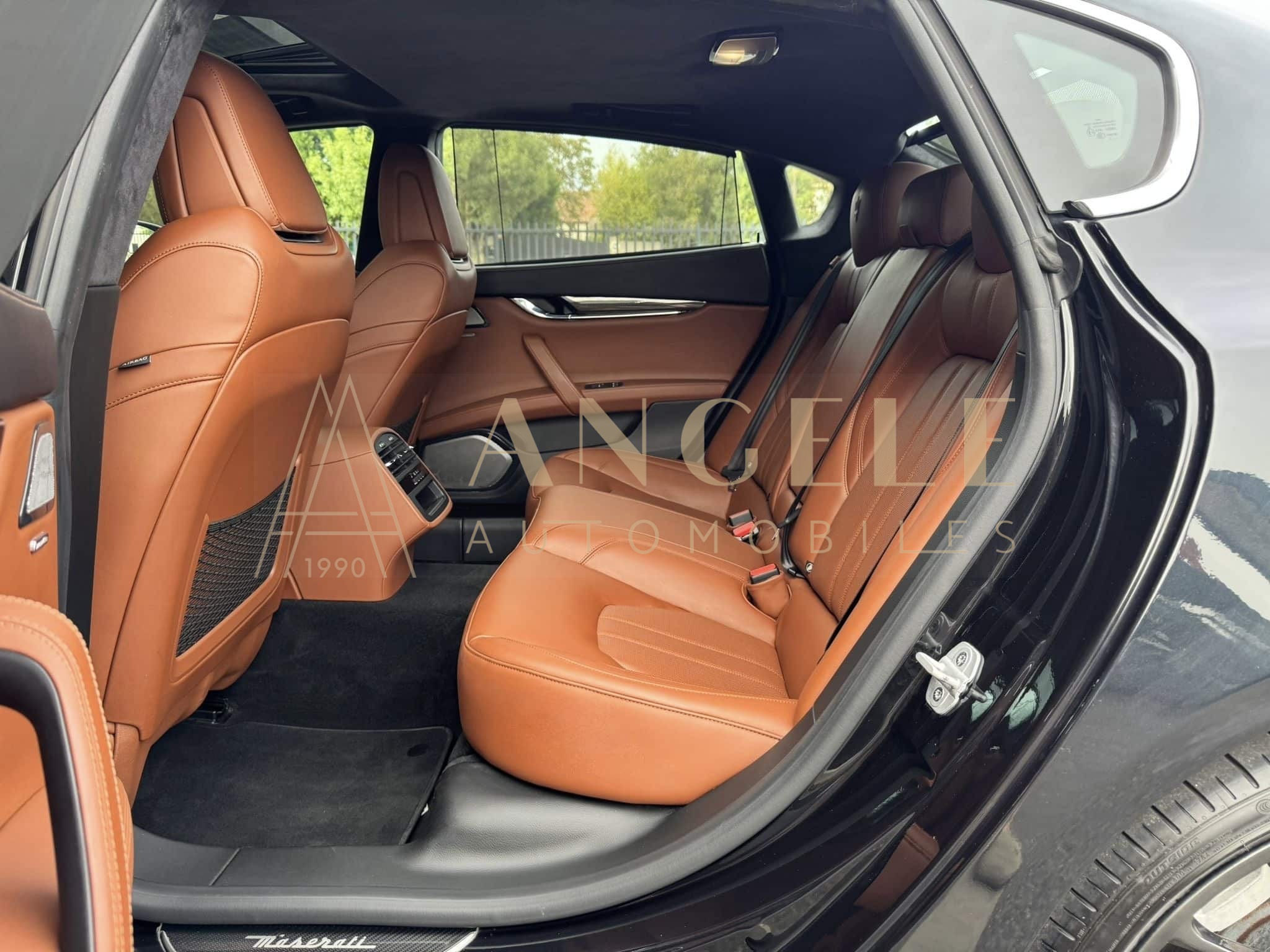 MASERATI QUATTROPORTE GRANSPORT TOULOUSE ANGELE AUTOMOBILES
