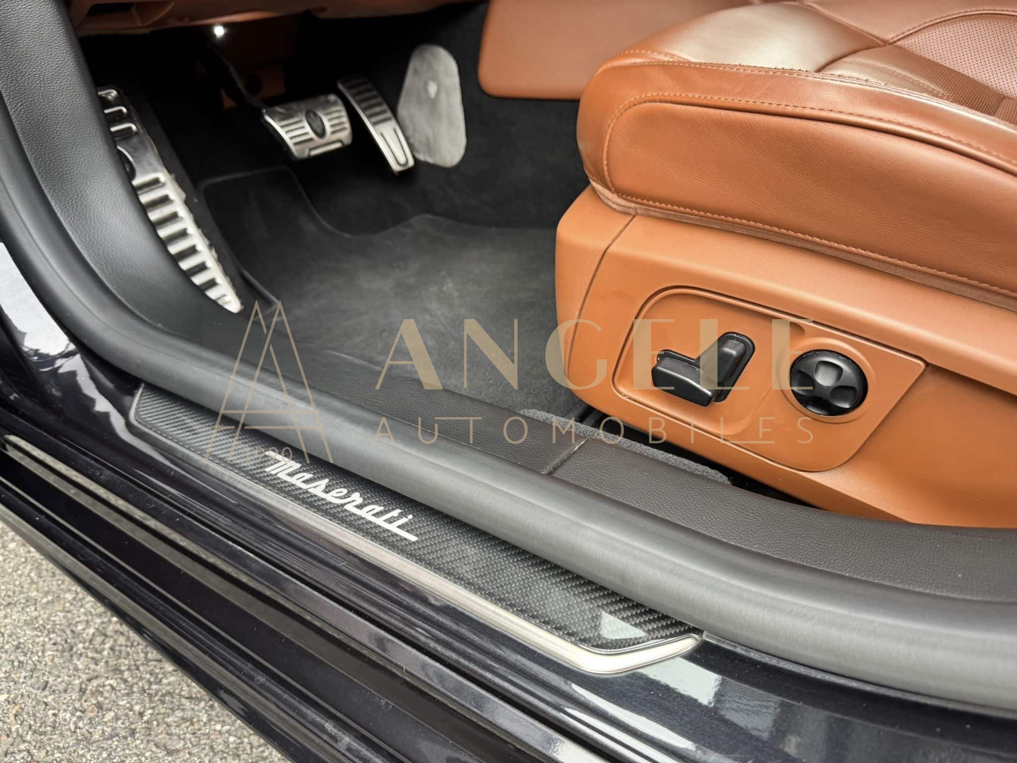 MASERATI QUATTROPORTE GRANSPORT TOULOUSE ANGELE AUTOMOBILES