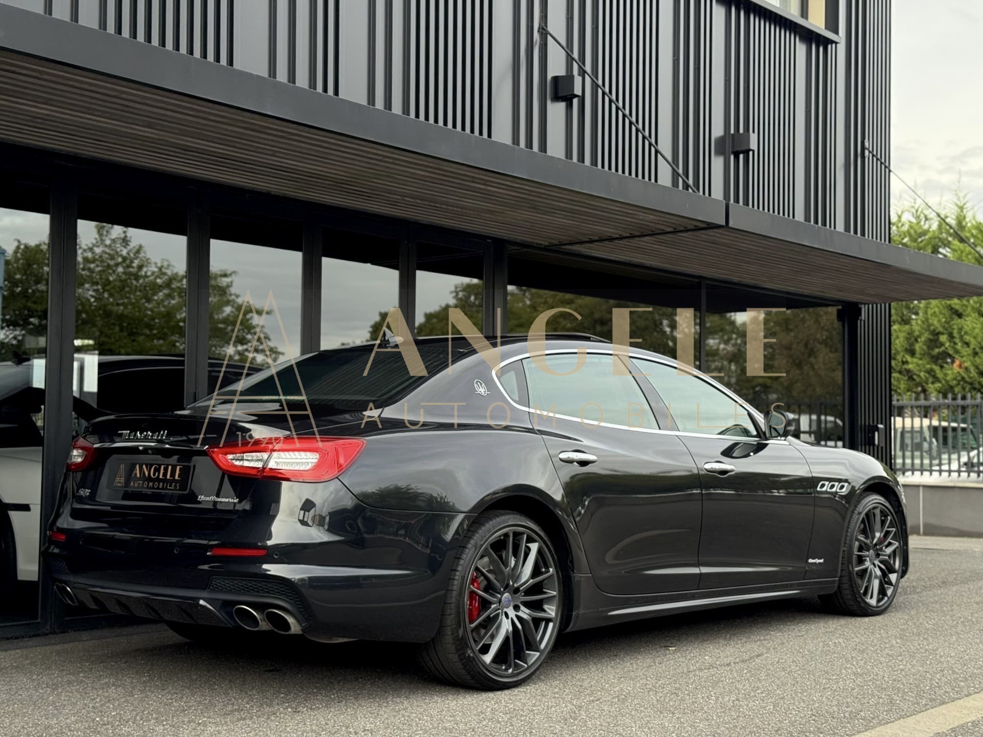 MASERATI QUATTROPORTE GRANSPORT TOULOUSE ANGELE AUTOMOBILES