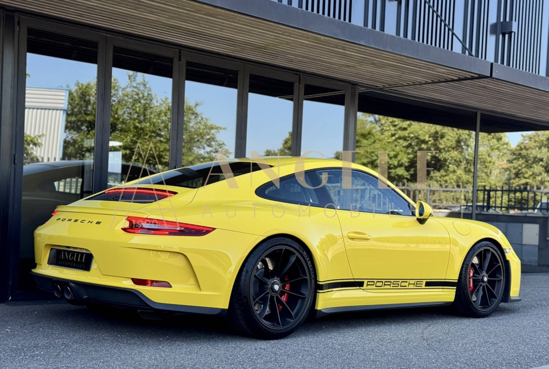 PORSCHE GT3 TOURING JAUNE RACING TOULOUSE ANGELE AUTOMOBILES