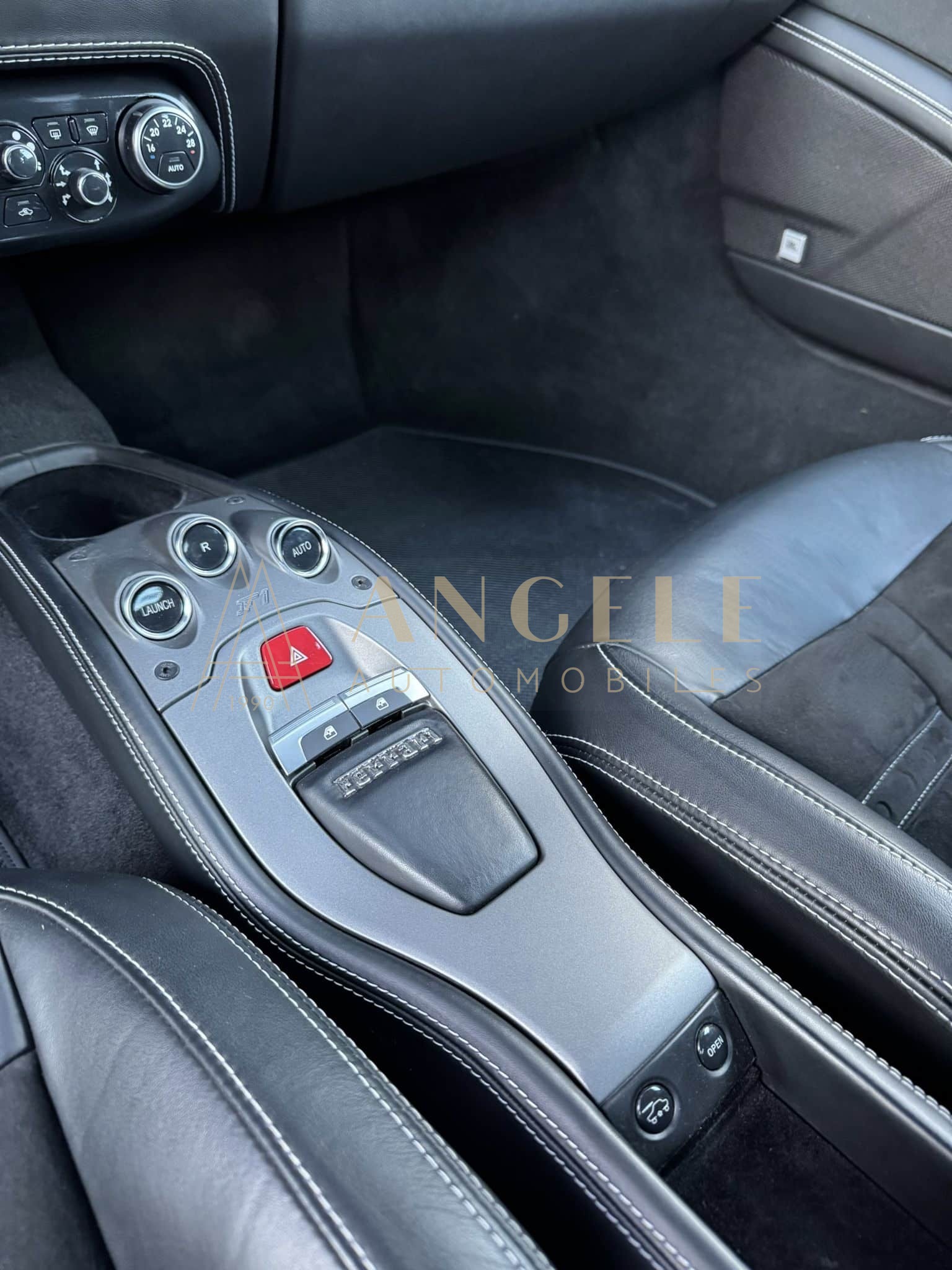 FERRARI 458 ITALIA ANGELE AUTOMOBILES TOULOUSE