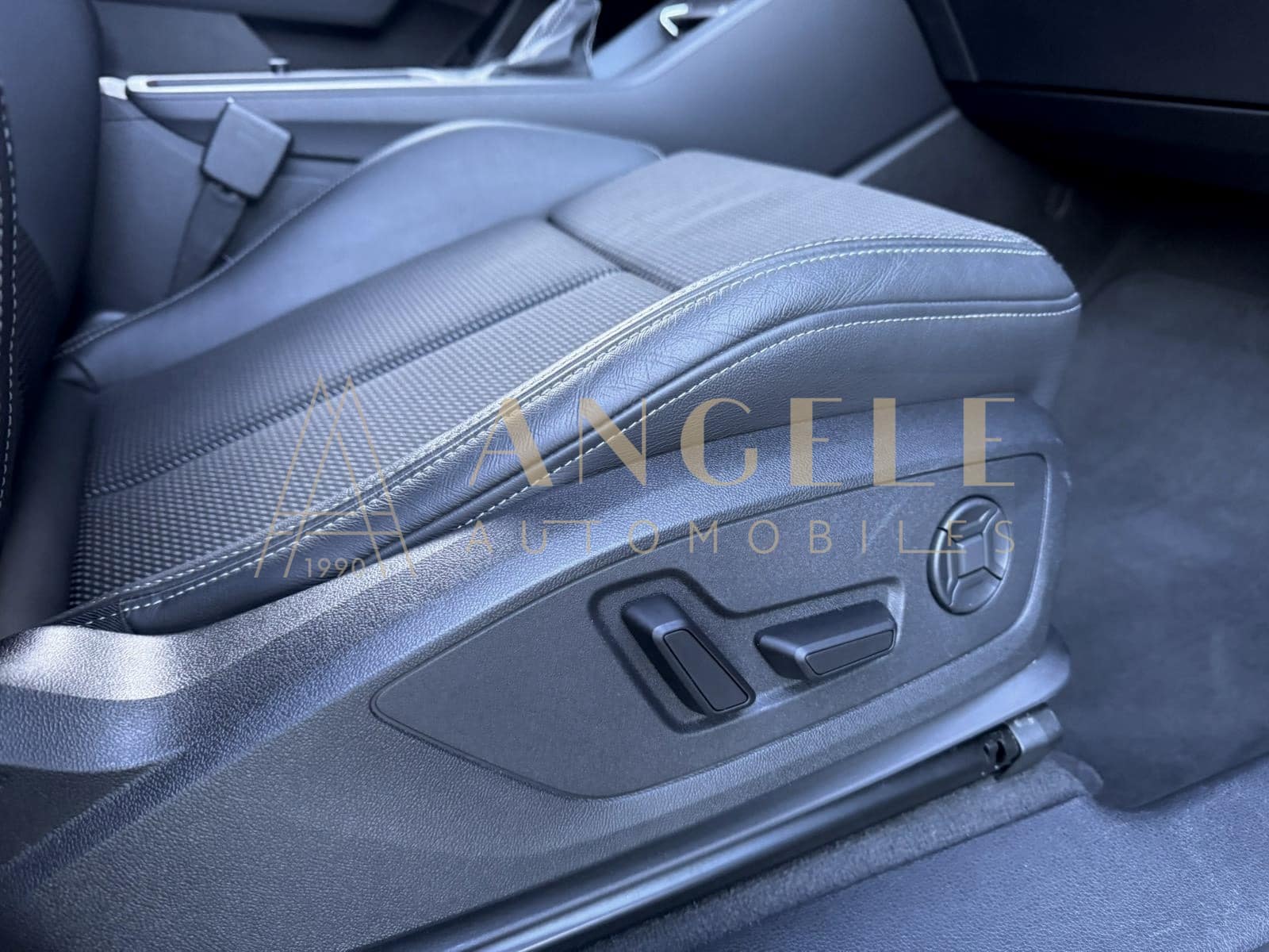 AUDI Q3 E TRON S LINE ANGELE AUTOMOBILES TOULOUSE