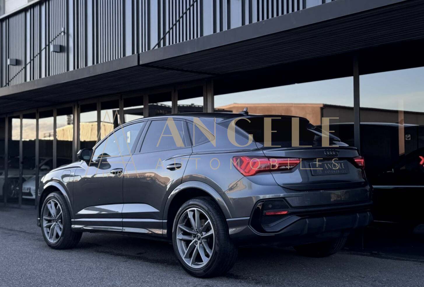 AUDI Q3 E TRON S LINE ANGELE AUTOMOBILES TOULOUSE