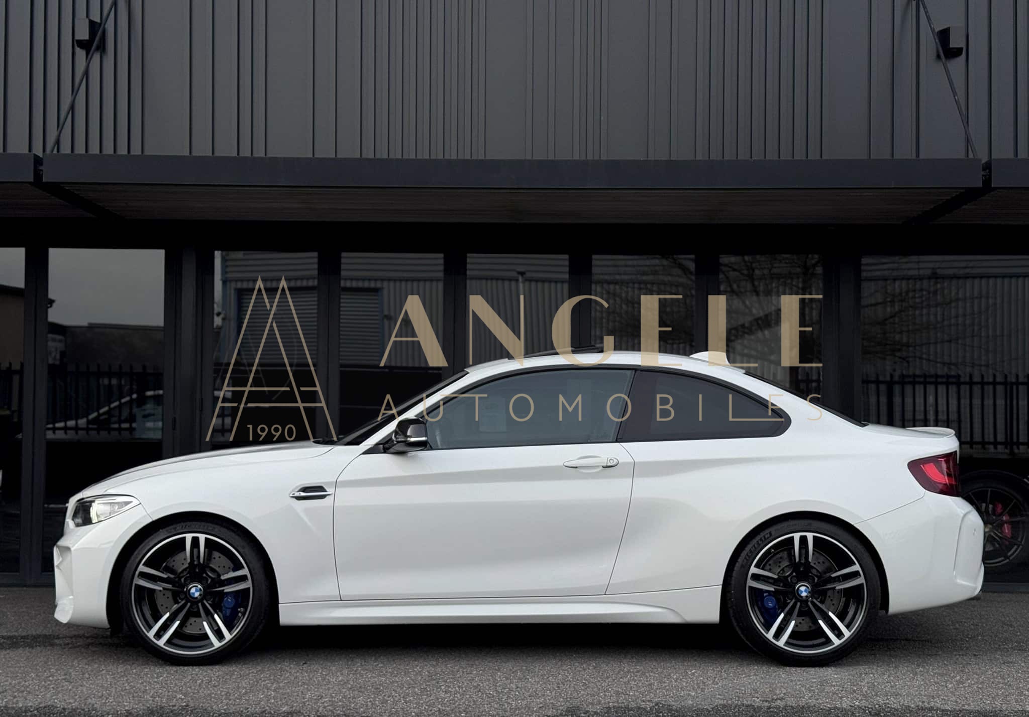 BMW M2 F87 Alpinweis ANGELE AUTOMOBILES TOULOUSE