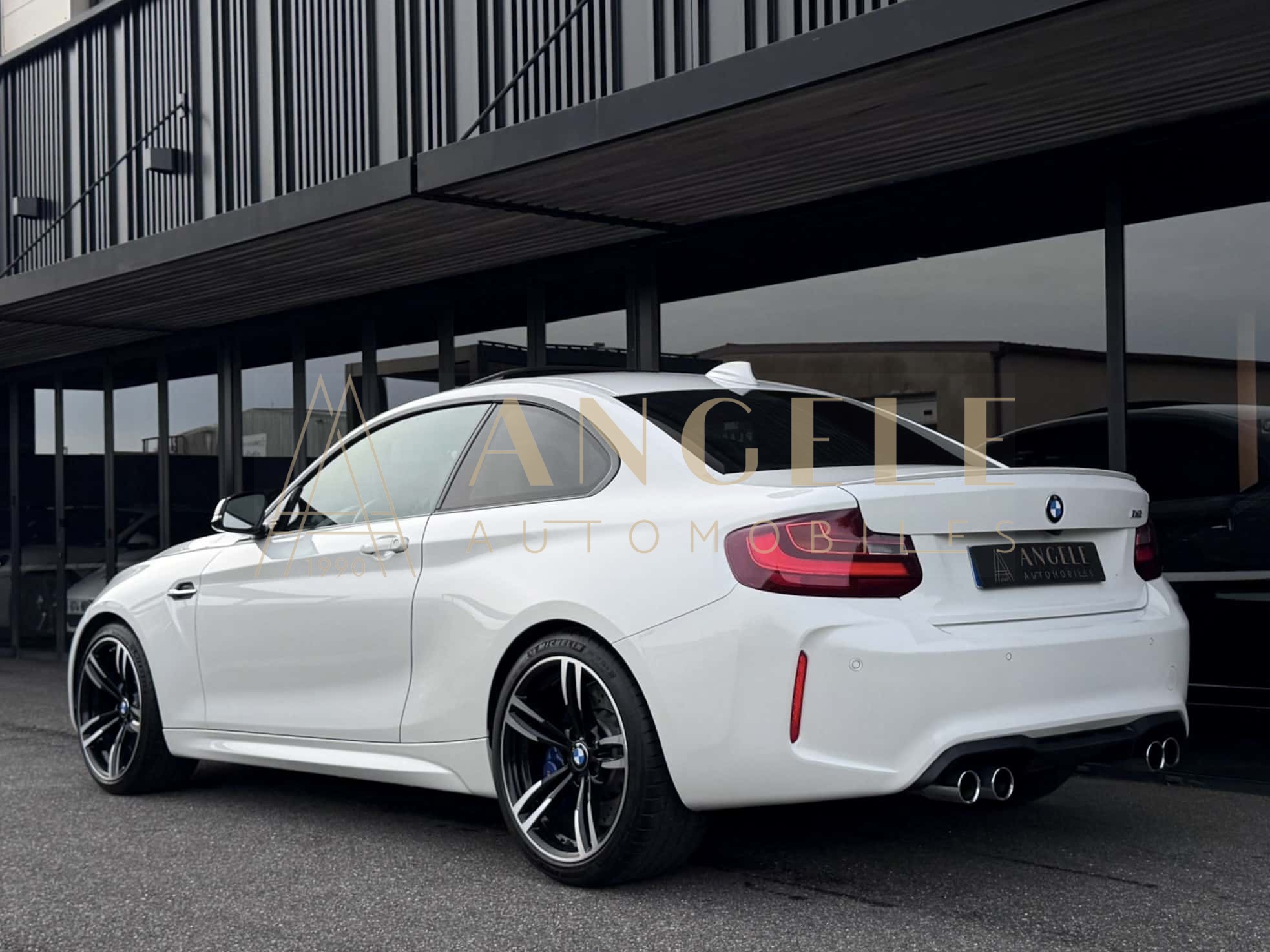 BMW M2 F87 Alpinweis ANGELE AUTOMOBILES TOULOUSE