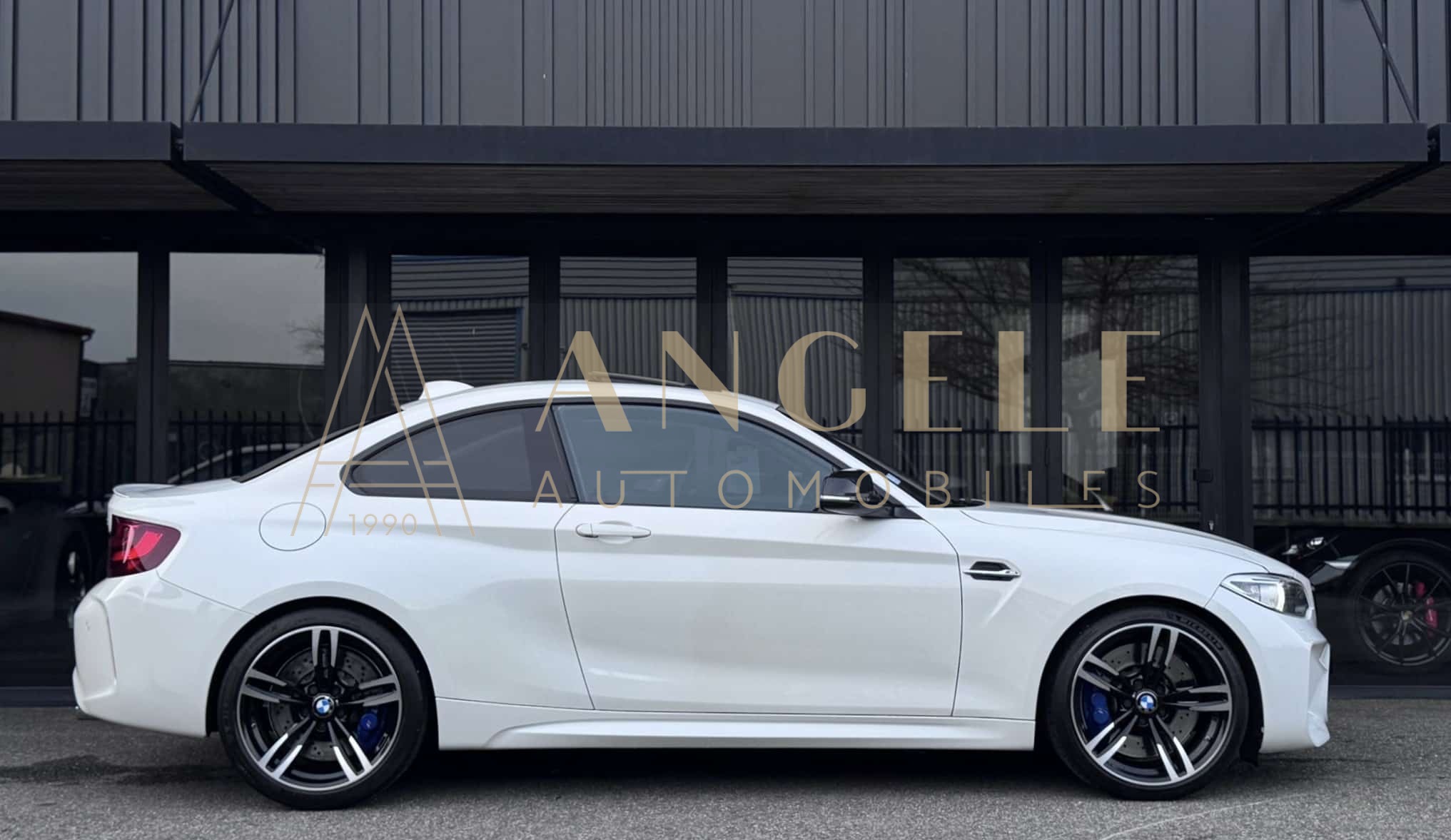 BMW M2 F87 Alpinweis ANGELE AUTOMOBILES TOULOUSE