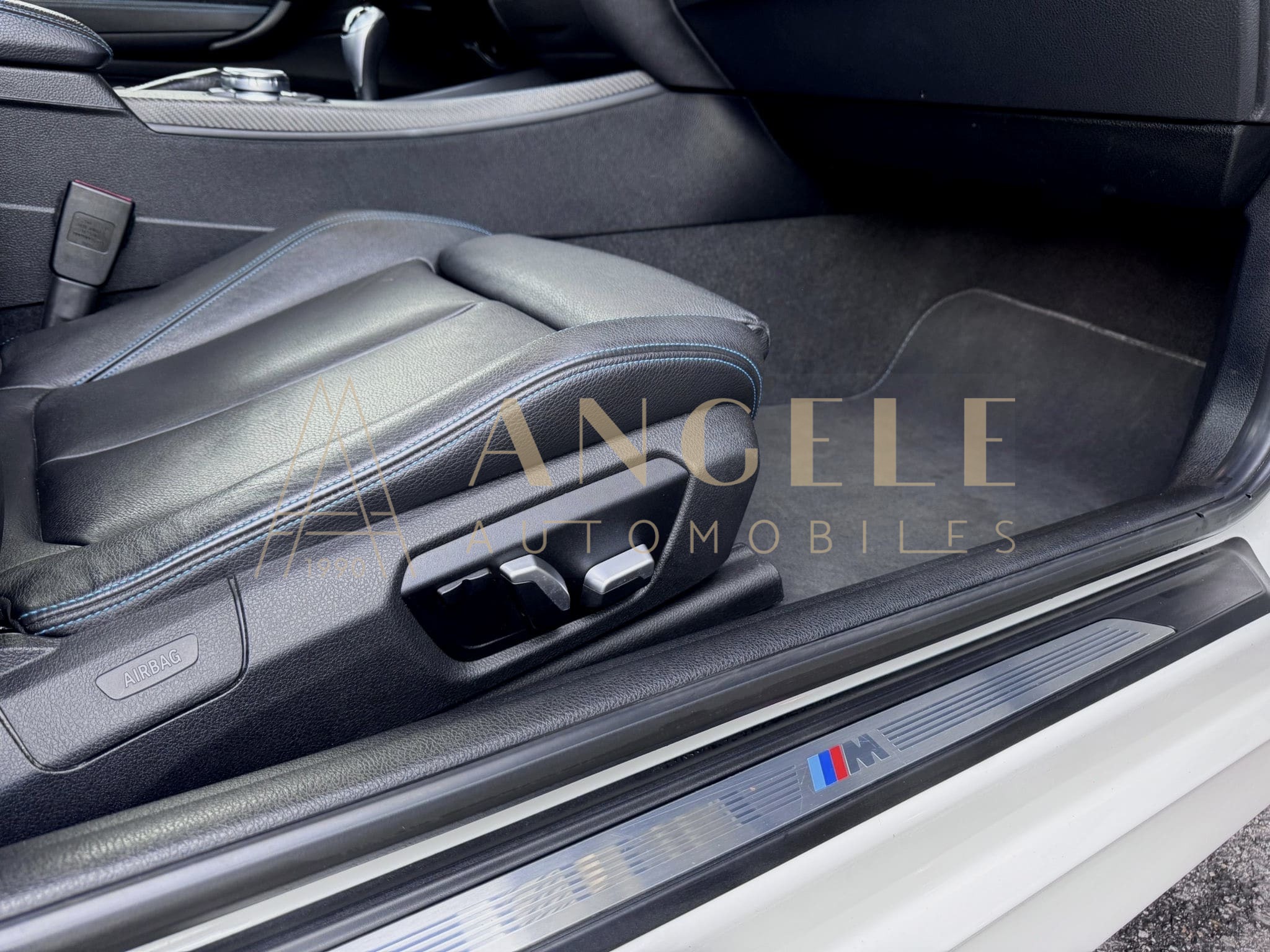 BMW M2 F87 Alpinweis ANGELE AUTOMOBILES TOULOUSE