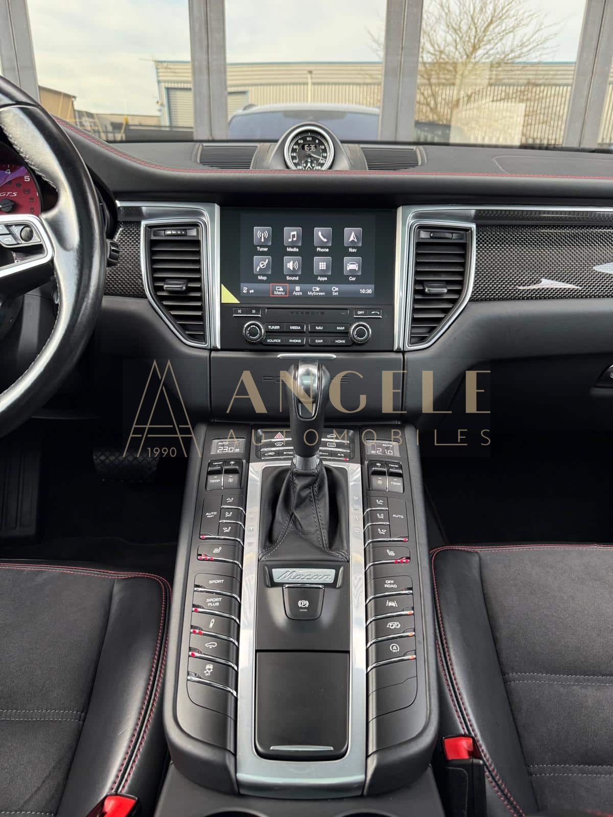 PORSCHE MACAN GTS ANGELE AUTOMOBILES TOULOUSE